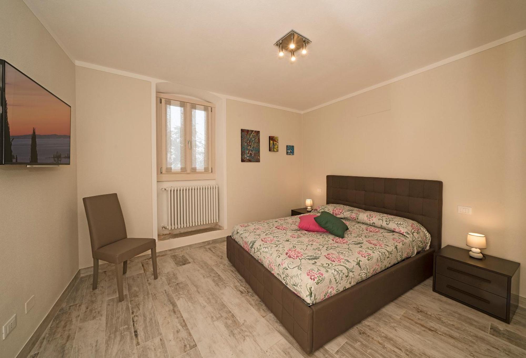 B&B Il Sogno Nel Borgo Gargnano Værelse billede