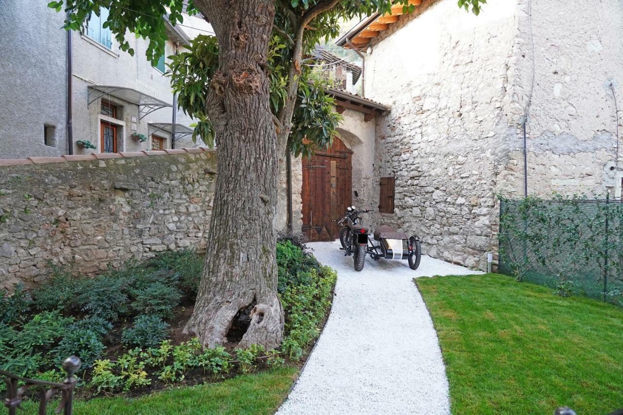 B&B Il Sogno Nel Borgo Gargnano Eksteriør billede